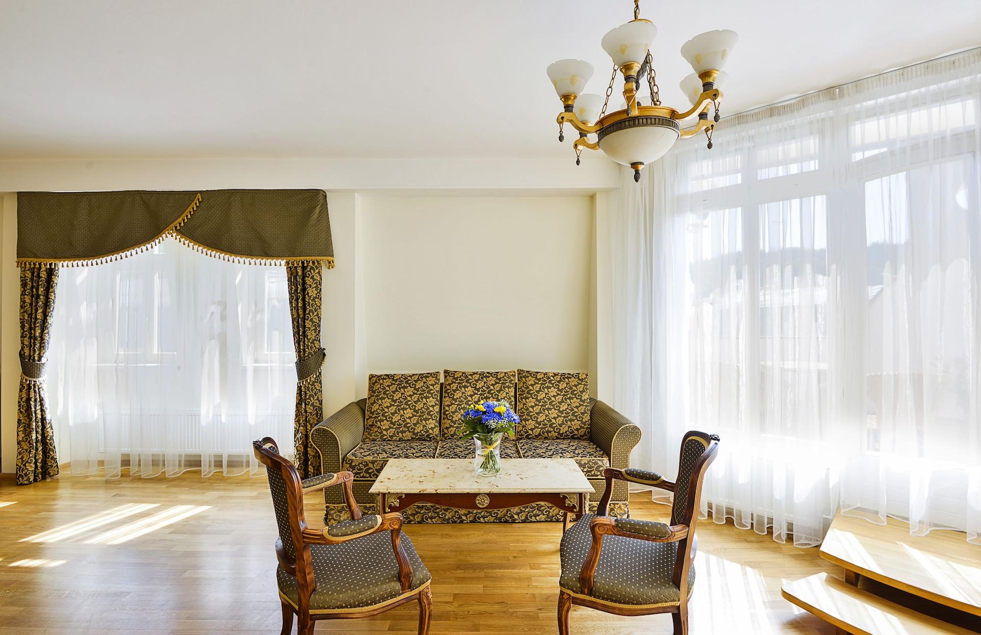 Residence Romanza Mariánské Lázně Kültér fotó