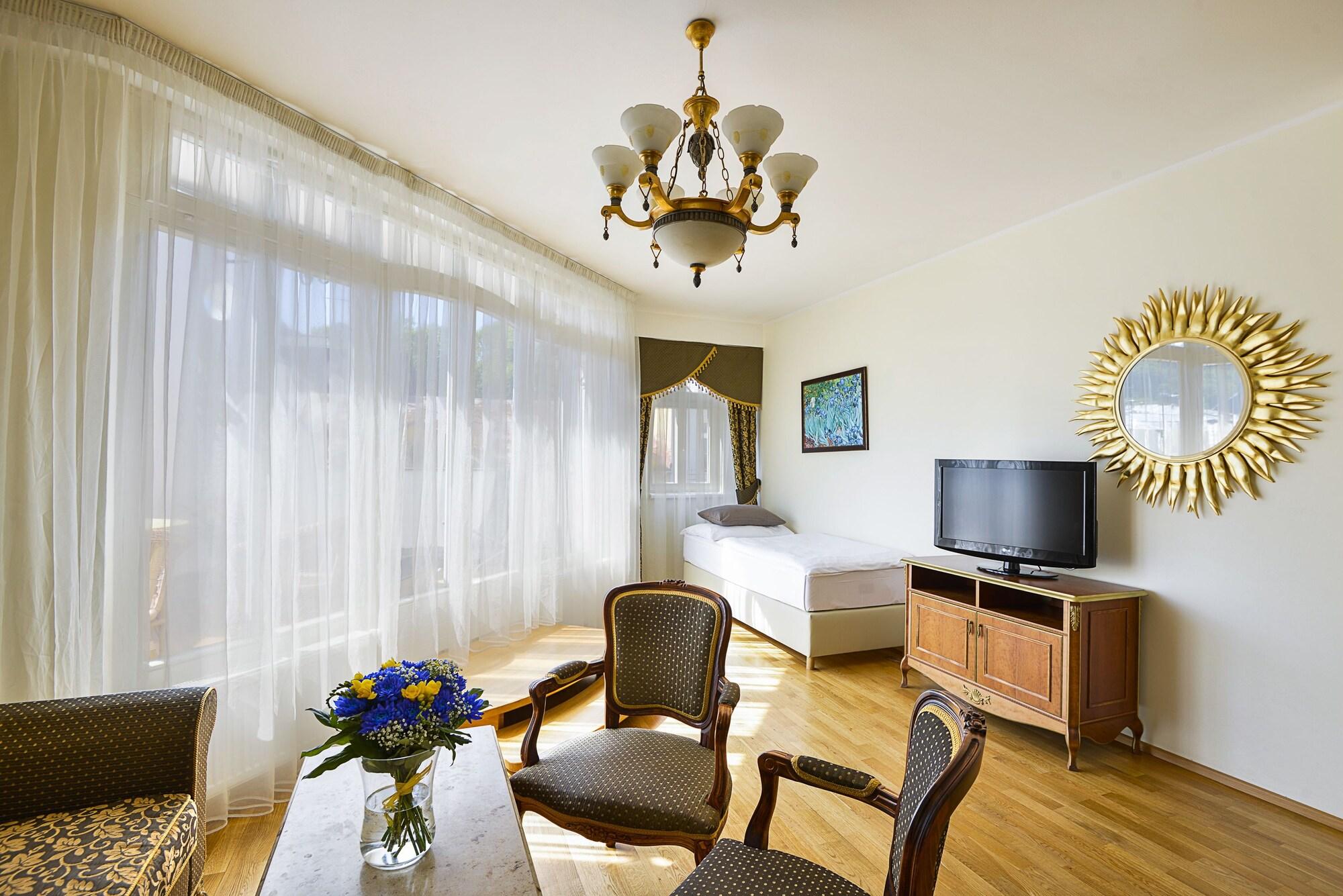 Residence Romanza Mariánské Lázně Kültér fotó
