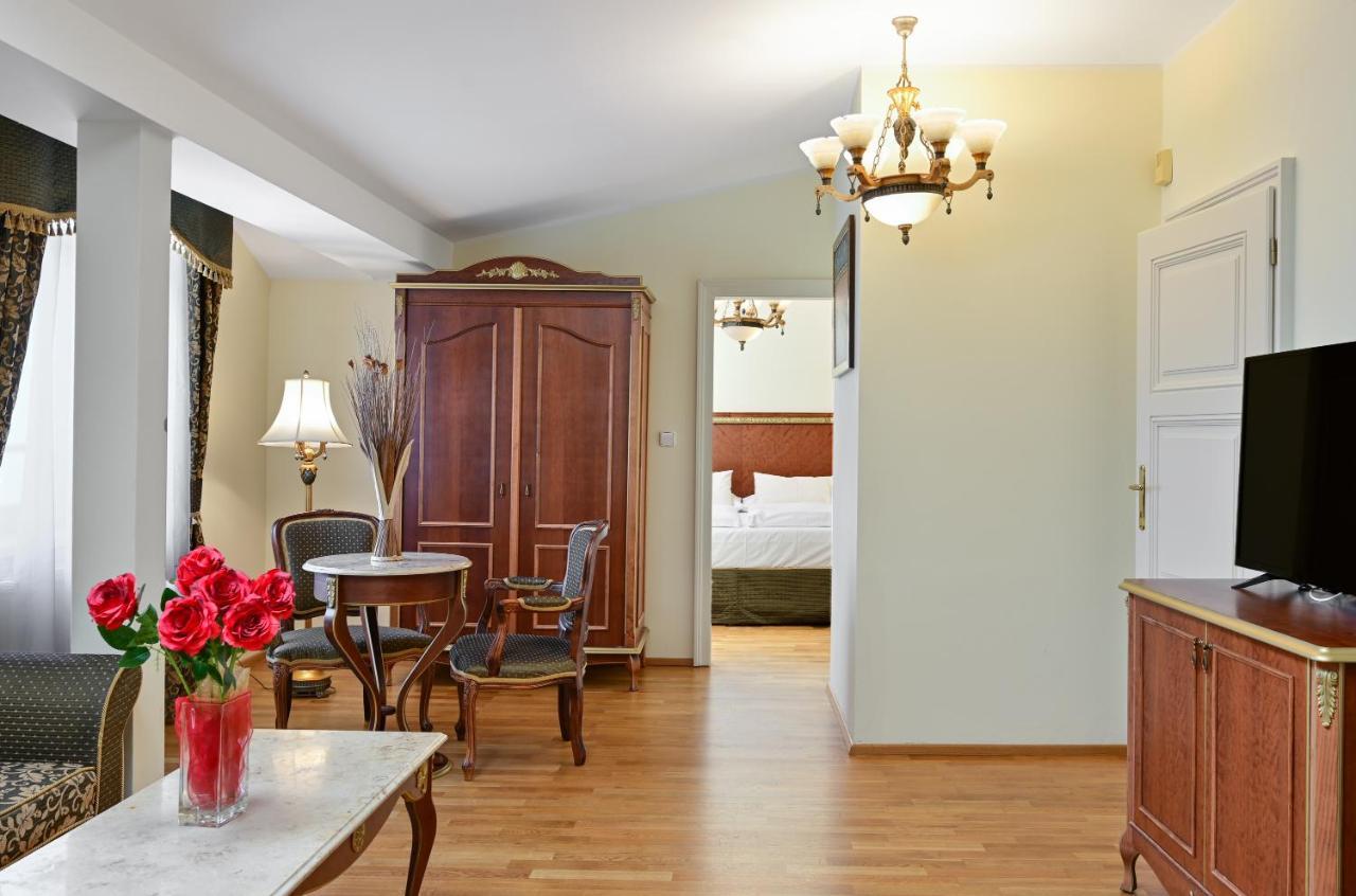 Residence Romanza Mariánské Lázně Kültér fotó